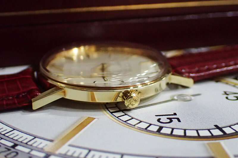 Boxed 1983 ZENITH (Swiss) 18k Solid Gold Case Formal Dress Watch - Quartz With Date - Image 8